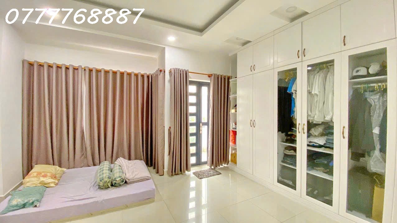 Bán 4 tầng MT Thích Quảng Đức Phường 4 Phú Nhuận
