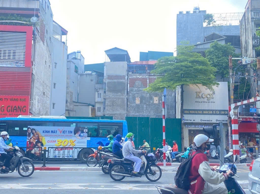 MẶT PHỐ TÂY SƠN – ĐẤT VÀNG 631m2 – MẶT TIỀN 18m – ĐỐI DIỆN ĐẠI HỌC THỦY LỢI – 360 TỶ