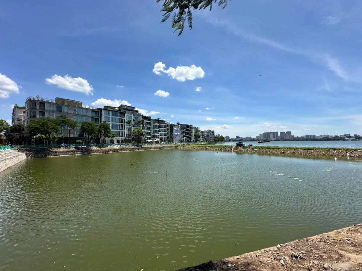 MẶT PHỐ QUẢNG KHÁNH – 163m2 – LÔ GÓC 23m MẶT TIỀN – VIEW TRỌN HỒ TÂY – APARTMENT DÒNG TIỀN.