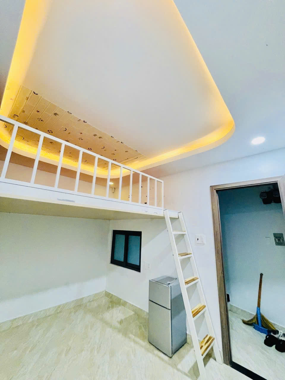 10 PHÒNG NGỦ LỚN – CHDV – NGUYỄN VĂN NGHI – 5 TẦNG THIẾT KÉ HIỆN ĐẠI – HẺM XE HƠI – CHÍNH CHỦ GẤP BÁN – 7.3 TỎI