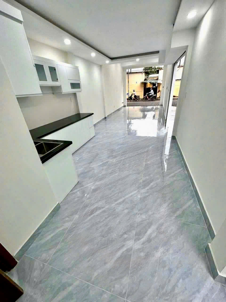 BÁN NHÀ LÔ GÓC HAI MẶT TIỀN 2 TẦNG TRẦN THỊ DO HIỆP THÀNH QUẬN 12 SHR GIÁ CHỈ 4,8 TỶ