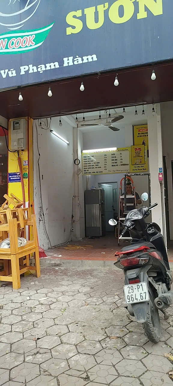 CHÍNH CHỦ CẦN SANG NHƯỢNG GẤP QUÁN BÁNH MỲ – CHÁO SƯỜN TẠI CẦU GIẤY, HN