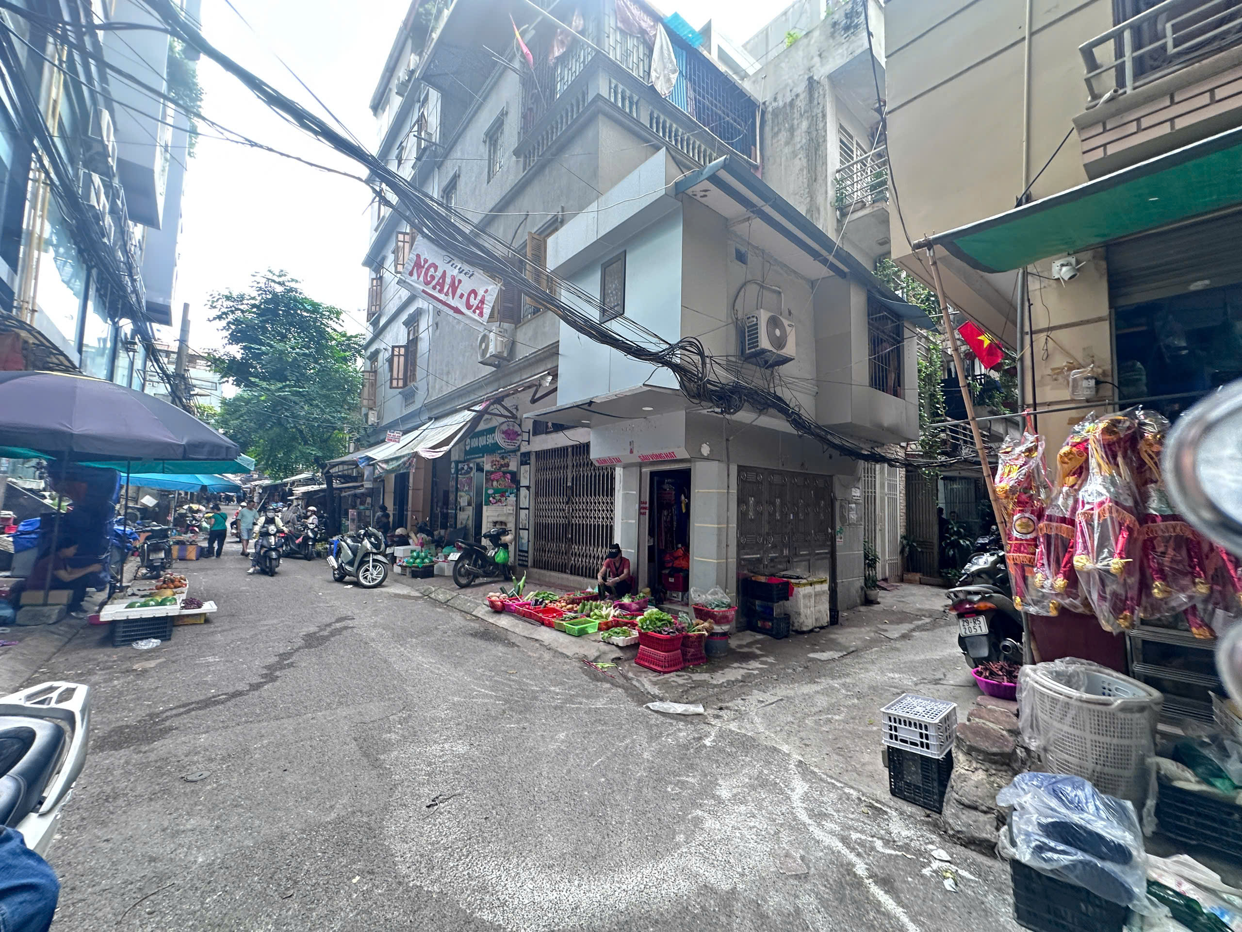 SIÊU PHẨM ĐẤT PHÂN LÔ THÁI HÀ – NGÕ THÔNG – Ô TÔ ĐỖ CỬA – KINH DOANH SẦM UẤT – 100M – MT 6.2M – CHỈ 20 TỶ lh 0326.213.286