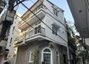 Hiếm có tại Ngọc Hà, ô tô vào nhà, 60m, chỉ 18 tỷ