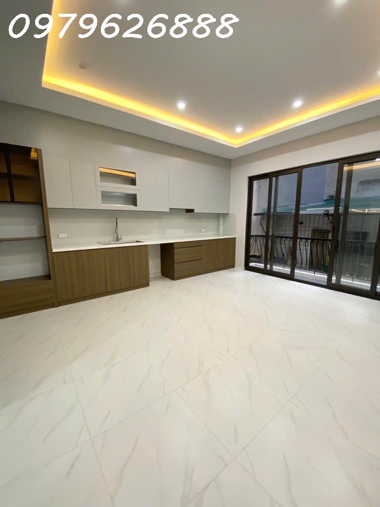 PHÂN LÔ KHU VIP NHẤT THANH XUÂN, GARA Ô TÔ, 6 TẦNG THANG MÁY NHẬP KHẨU. KINH DOANH ĐỈNH