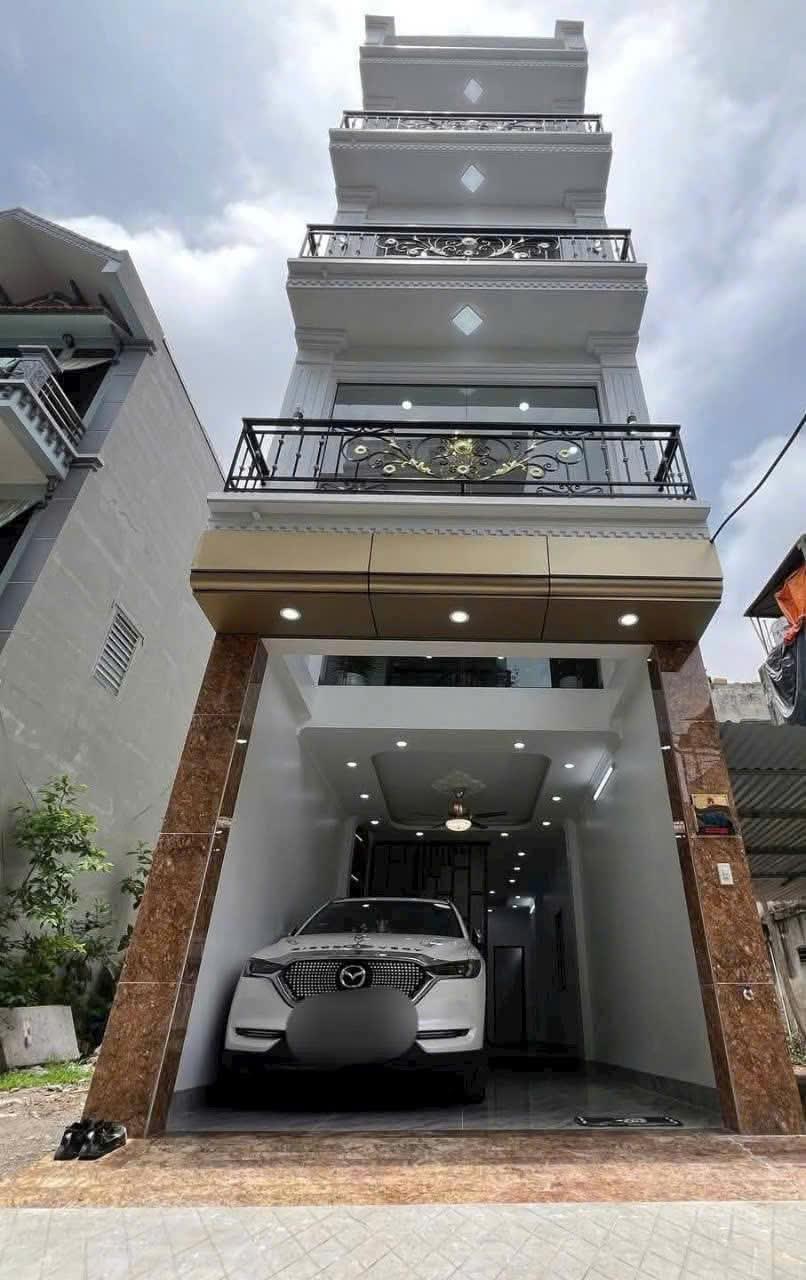 Đông Mỹ, Thanh Trì, 4 tầng 8.6 tỉ thang máy nhập khẩu, full nội thất xịn