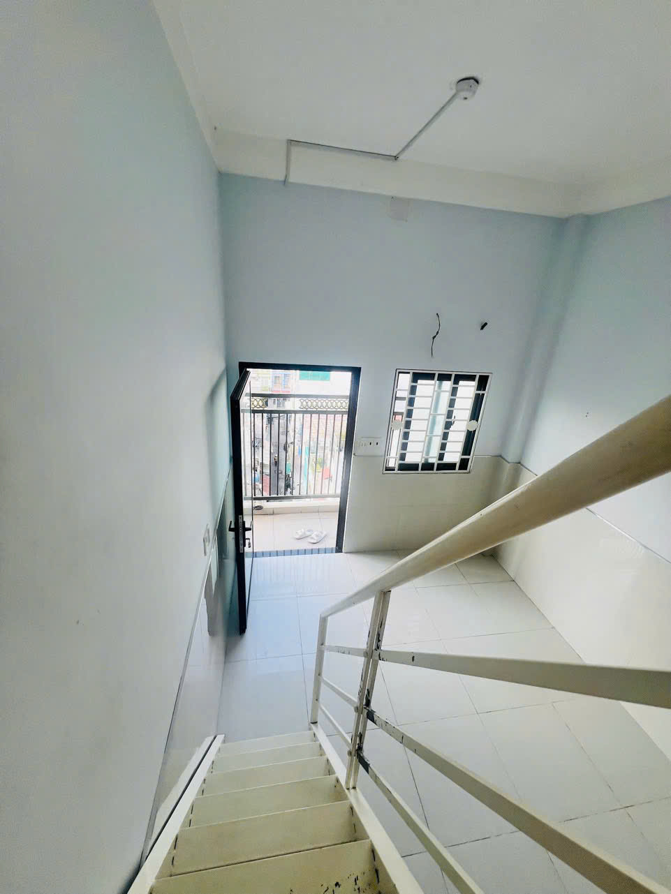 CẦN PASS GẤP PHÒNG TRỌ 25M2 – LÊ VĂN QUỚI, BÌNH TÂN -TPHCM- GIÁ 3.9 TRIỆU/THÁNG