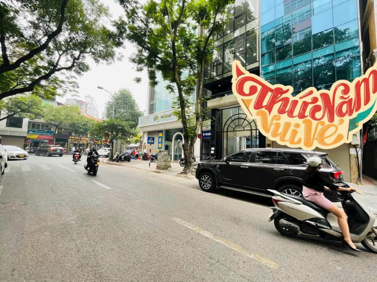 VIP SIÊU VIP PHỐ CỔ – 2 BÀ TRƯNG – CẬN KỀ HOÀN KIẾM – THI SÁCH PHỐ – HIẾM NHÀ BÁN – GIÁ BẤT CHẤP – KINH DOANH VÔ ĐỐI .