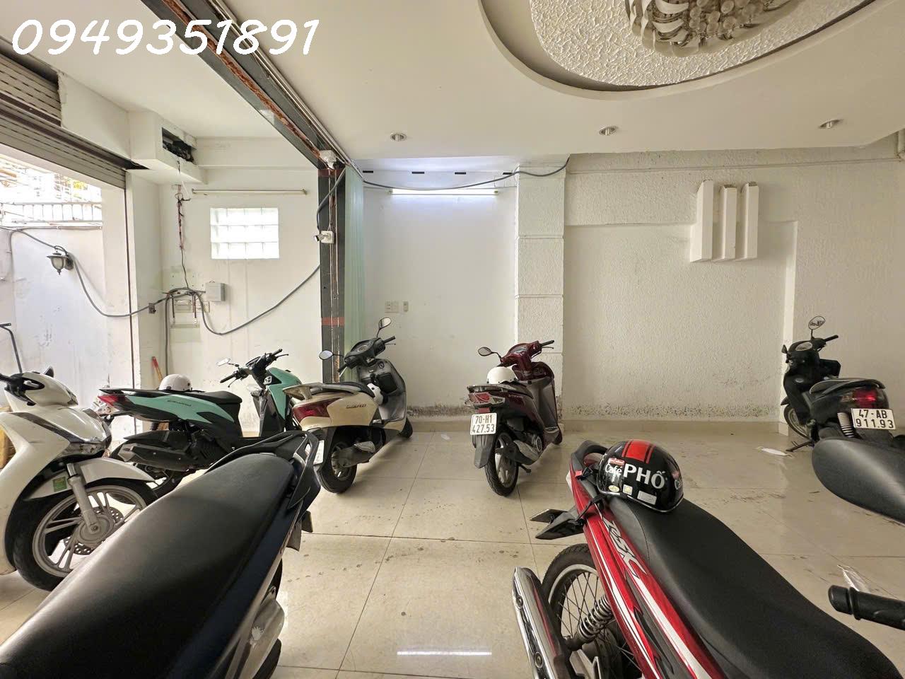 🏡 NHÀ CHDV – 12 PHÒNG – 2 MẶT THOÁNG – HẺM Ô TÔ NƠ TRANG LONG P7 BÌNH THẠNH