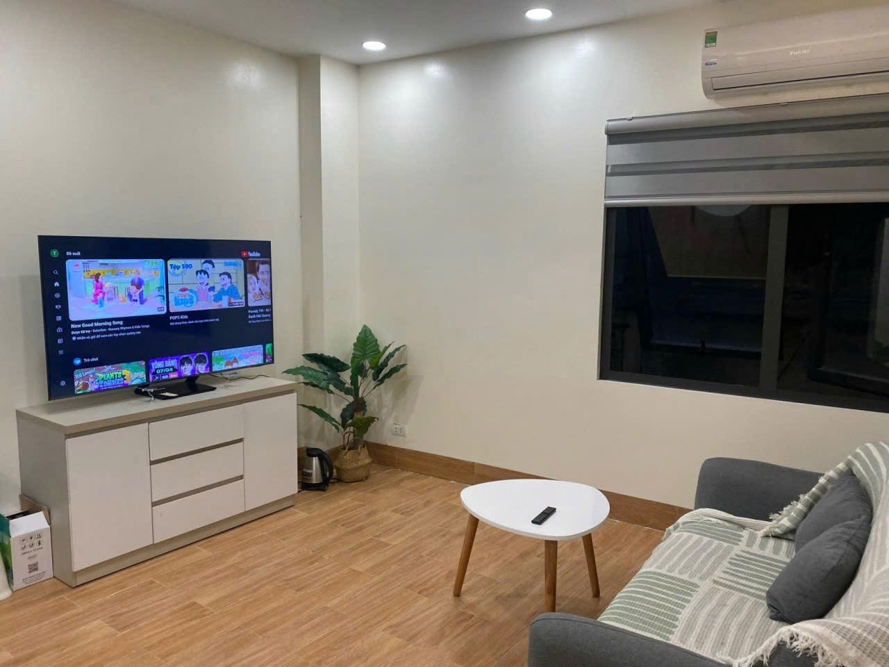 CHO THUÊ PHÒNG TẦNG 2 – NHÀ SỐ 28 PHỐ ĐỒNG CỔ – PHƯỜNG BƯỞI – TÂY HỒ – HN
