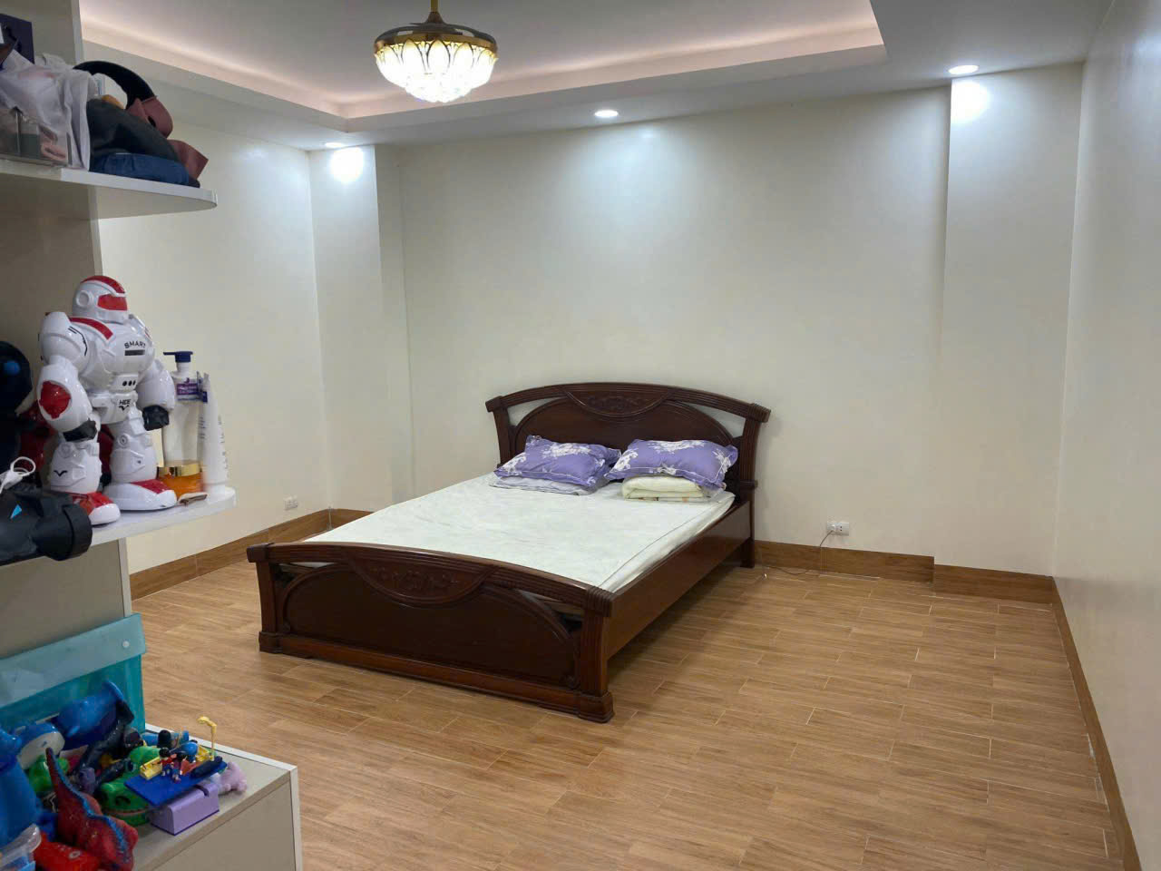 CHO THUÊ PHÒNG TẦNG 2 – NHÀ SỐ 28 PHỐ ĐỒNG CỔ – PHƯỜNG BƯỞI – TÂY HỒ – HN