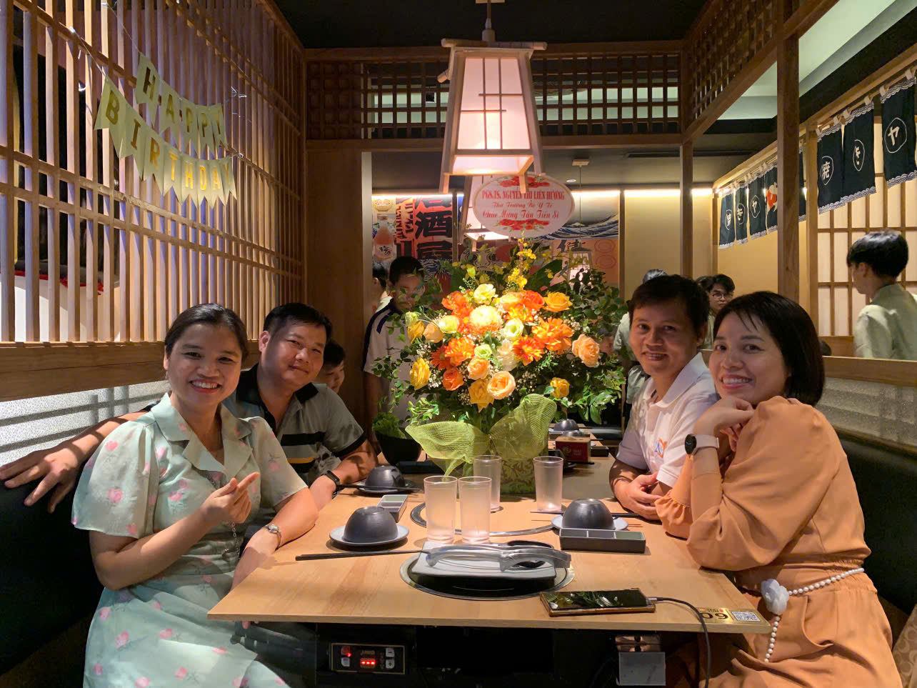 CHO THUÊ MẶT BẰNG VÀNG – PHỐ XUÂN THỦY