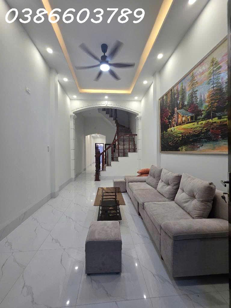 NHÀ DÂN XÂY 4 TẦNG – Ô CHỜ THANG MÁY – 2 MẶT NGÕ – PHỐ NGỌC THỤY – BỒ ĐỀ – LONG BIÊN – 68,2M²