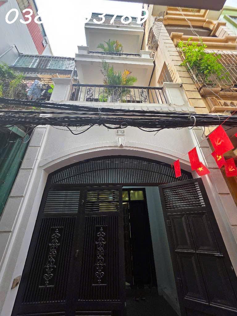 NHÀ DÂN XÂY 4 TẦNG – Ô CHỜ THANG MÁY – 2 MẶT NGÕ – PHỐ NGỌC THỤY – BỒ ĐỀ – LONG BIÊN – 68,2M²