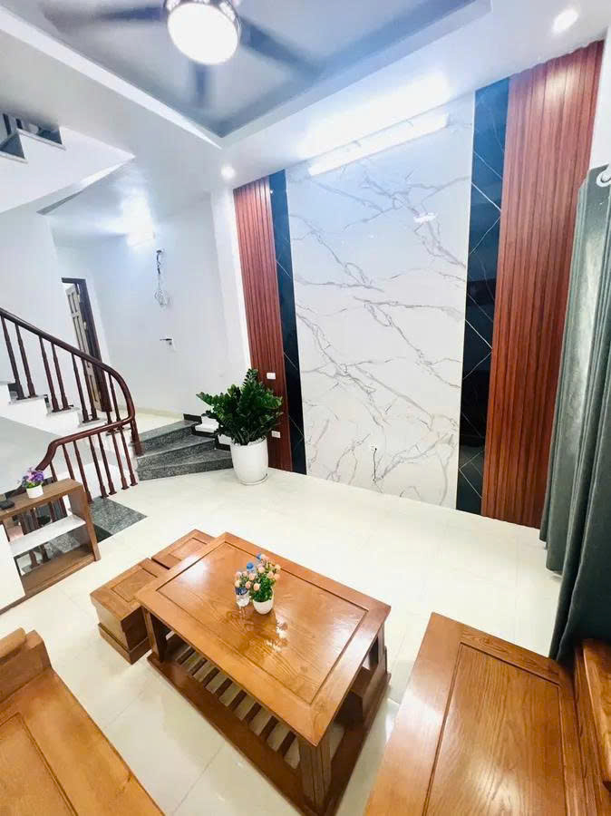 BÁN NHÀ HÒA BÌNH – YÊN NGHĨA – HÀ ĐÔNG 35M2 X 4 TẦNG – Ô TÔ ĐỖ SÁT NHÀ – NHÀ MỚI VỀ Ở LUÔN – GIÁ 4.25 TỶ