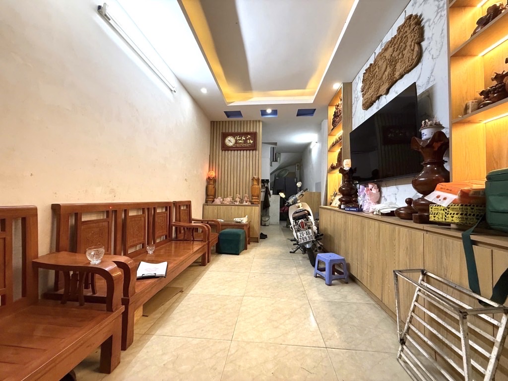 HOA BẰNG 30M x5 TẦNG CHỈ 7,2 TỶ,NGÕ BA GÁC,THÔNG TỨ TUNG,DÂN XÂY,GẦN Ô TÔ,GẦN PHỐ