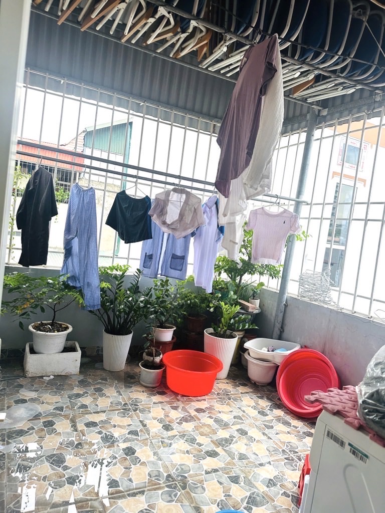 HOA BẰNG 30M x5 TẦNG CHỈ 7,2 TỶ,NGÕ BA GÁC,THÔNG TỨ TUNG,DÂN XÂY,GẦN Ô TÔ,GẦN PHỐ