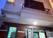 Bán nhà tổ 6 Yên Nghĩa 36 m2 x 5 Tầng Ô TÔ đỗ cửa – Nhà đẹp ở ngay – Gía 5.25 tỷ