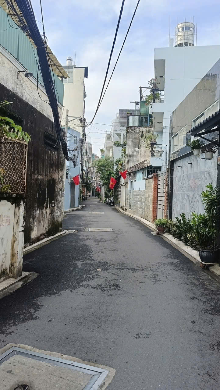 SIÊU NGON – ĐẤT 95M2 – XÂY DỰNG 5 TẦNG – GẤP BÁN ĐI ĐỊNH CƯ – SỔ VUÔNG A4 – HẺM 5M – GIÁ 6.8 TL MẠNH – BÌNH THẠNH – HOÀNG HOA THÁM