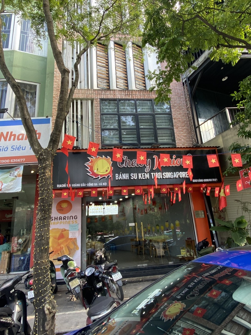 Bán nhà mặt phố Hoàng Cầu 88m² 4 tầng mặt tiền 4,2m vỉa hè rộng đang cho thuê chỉ 55 tỷ