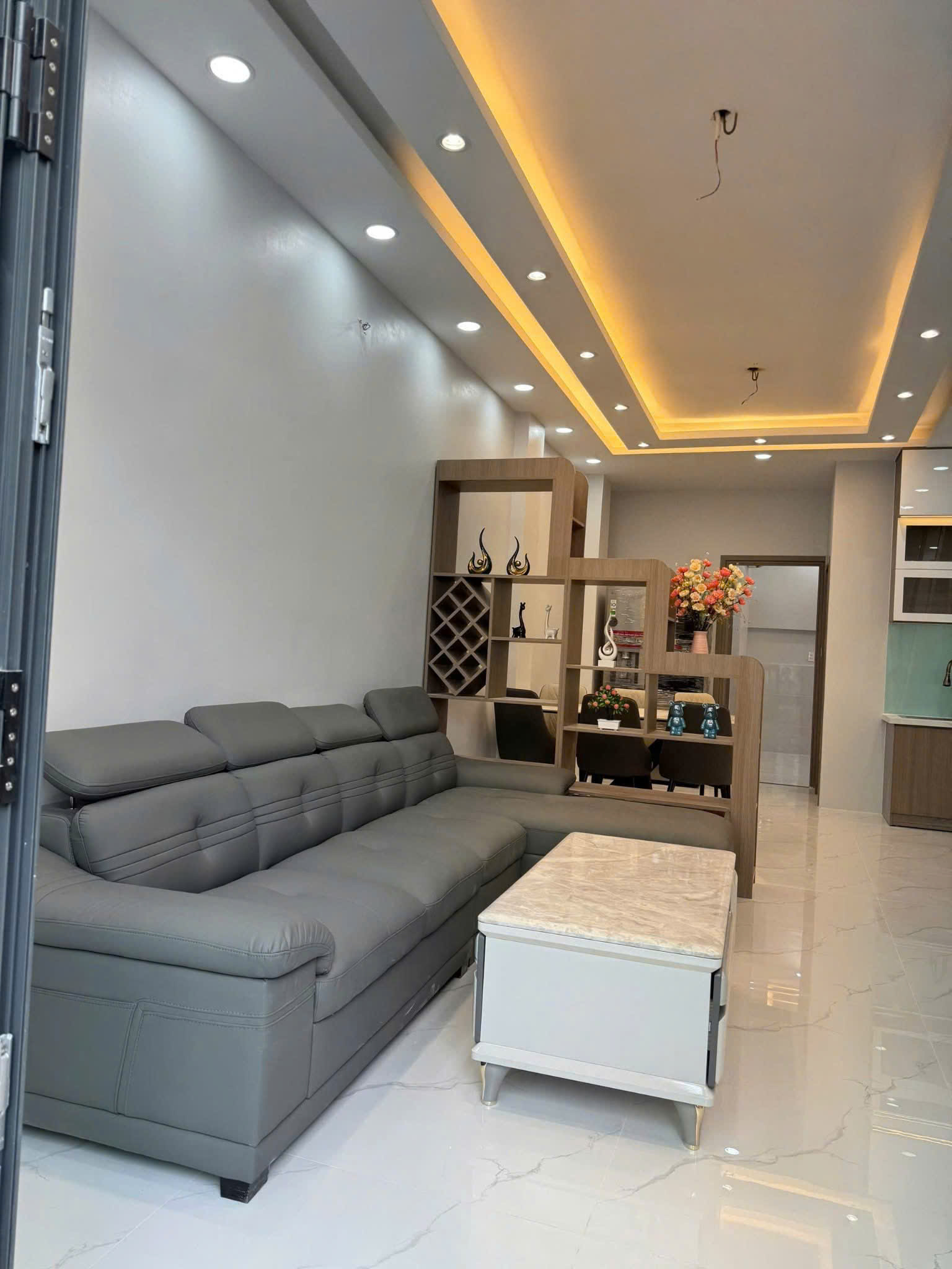 Bán nhà đẹp Huỳnh Tấn Phát, Tân Phú, Quận 7 – 4.63m x 23m