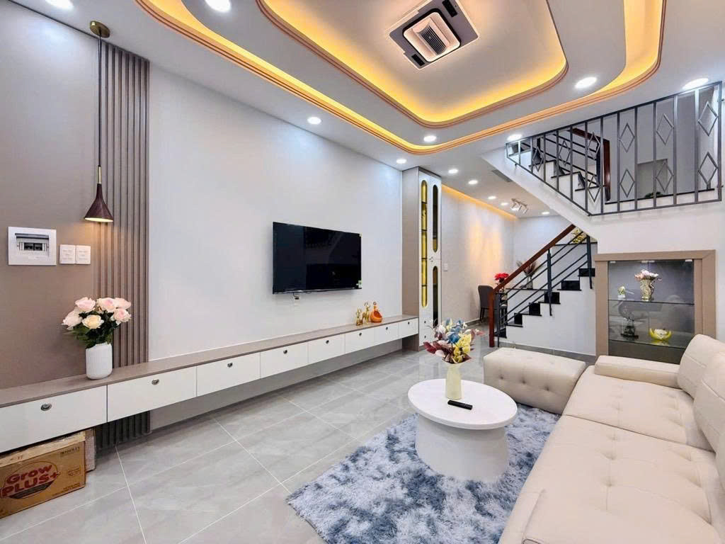 Nhà trung tâm F7 GV, khu sầm uất Đs 6 P7 – 40m2 2 Tầng – sát MT Nguyễn Văn Nghi – Chỉ 4,85 tỷ TL