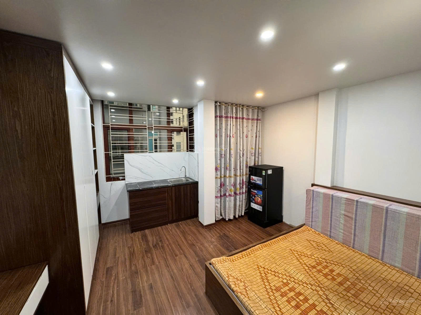 Phòng trọ khu hồ Linh Đàm-Hoàng Mai giá từ 3tr-4,2tr,Sạch sẽ,an ninh, tiện lợi, giá hợp lý