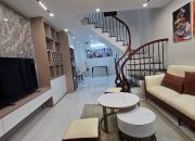 HOÀNG HOA THÁM 45M,4 NGỦ GIÁ 8,1 TỶ,FULL NỘI THẤT,NGÕ THÔNG,NỞ HẬU ĐẸP