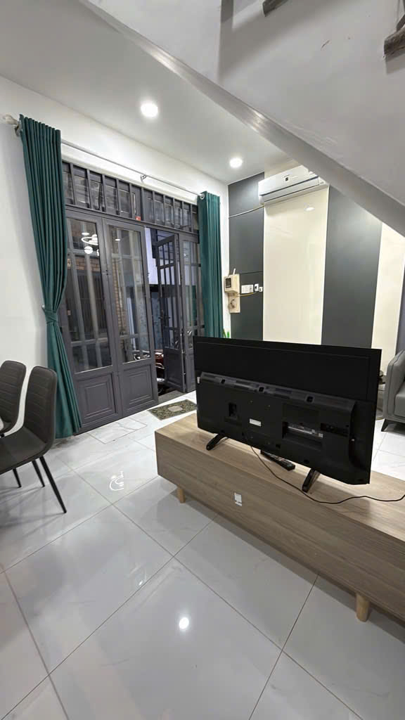 NHÀ MỚI NGUYỄN VĂN CÔNG , 5P QUA SÂN BAY – DTSD 60M2 – 2PN NGANG 5,8M – KHÔNG LỘ GIỚI