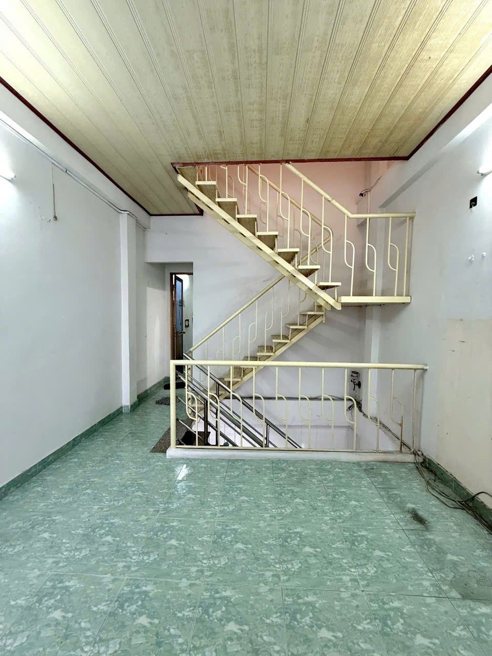 BÁN NHÀ CŨ – TÂN TRANG LẠI 500TR – CHÍNH CHỦ – 3 TẦNG HOÀN CÔNG ĐỦ – HOÀNG HOA THÁM – 5.85 TỶ – TL – BÌNH THẠNH