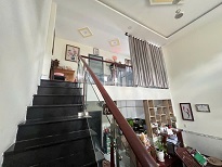 NHÀ MỚI ĐẸP, THOÁNG MÁT. MT ĐƯỜNG KINH DOANH – NGANG KHỦNG 5.7 M – PHÙ HỢP MỞ CF, QUÁN ĂN, SPA.