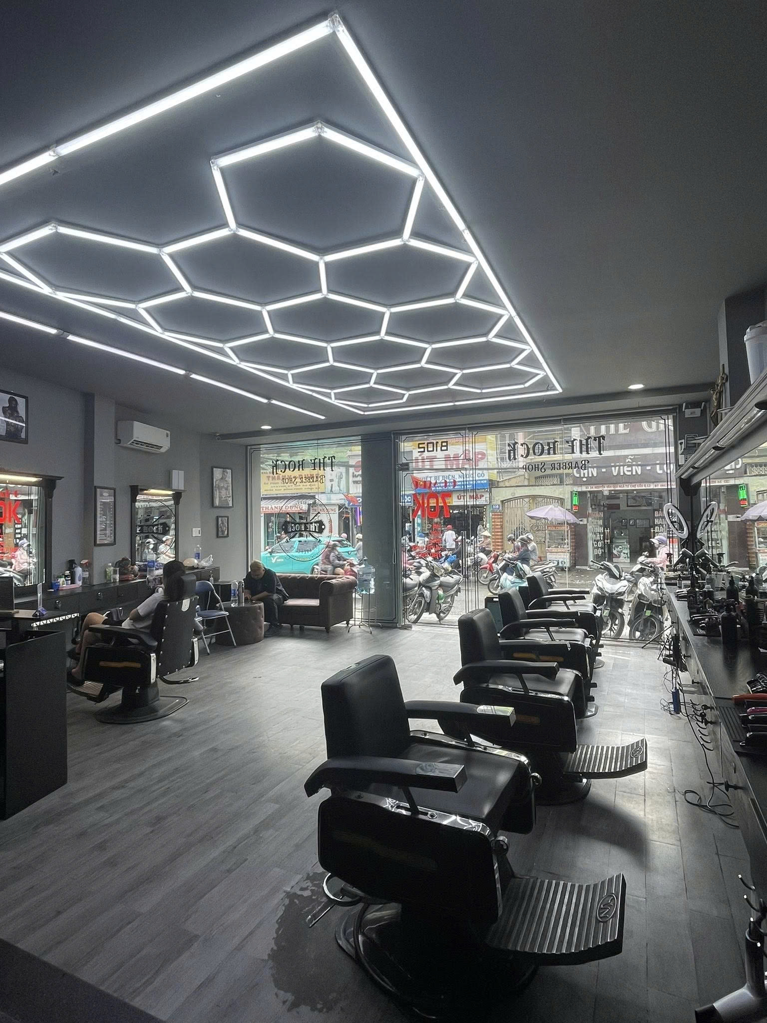 SANG NHƯỢNG TIỆM TÓC – FULL TRANG THIẾT BỊ