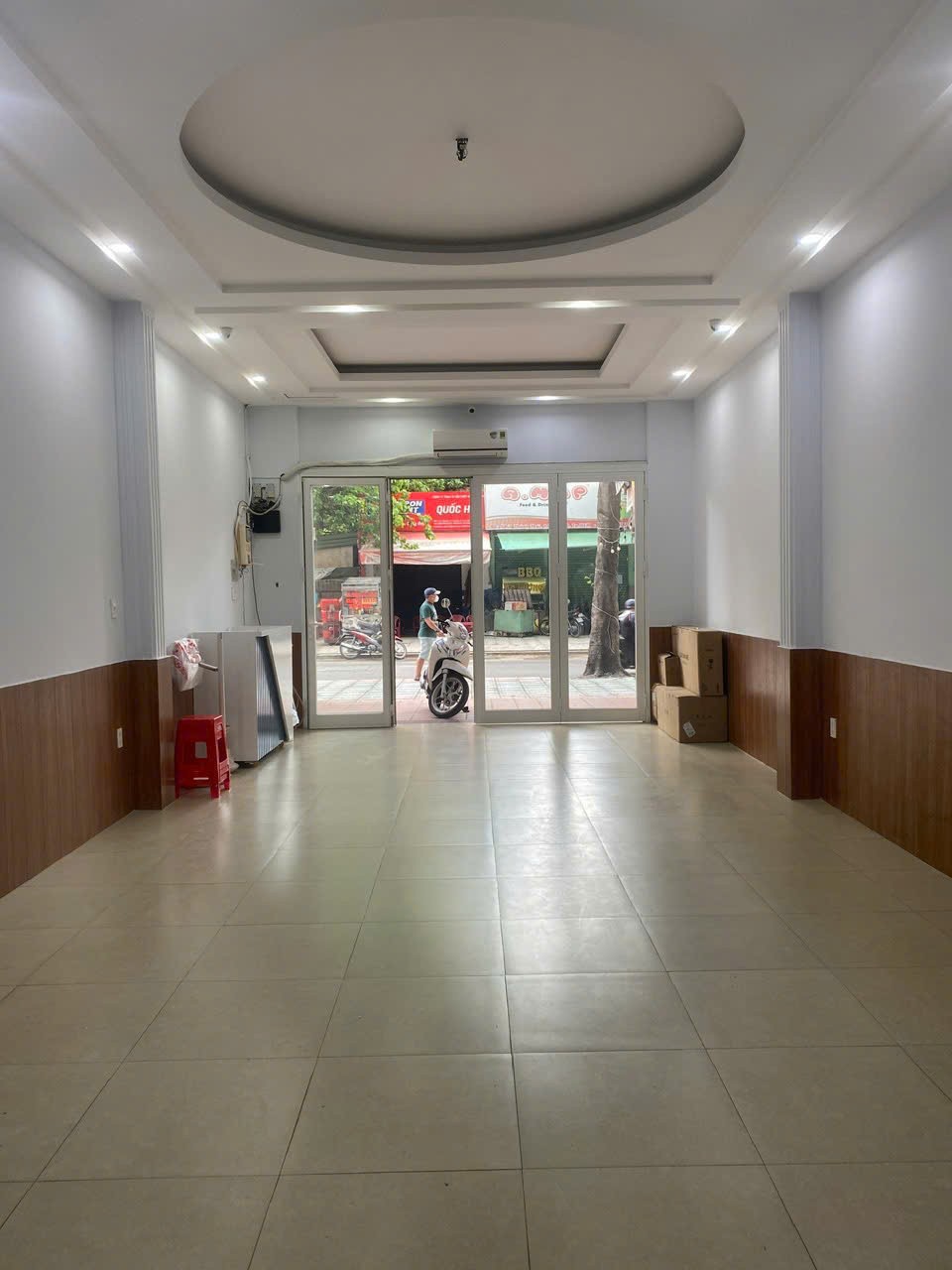 CHO THUÊ NHANH MẶT BẰNG VỊ TRÍ TẠI Đường Thành Thái, Phường 14, Quận 10, Tp Hồ Chí Minh