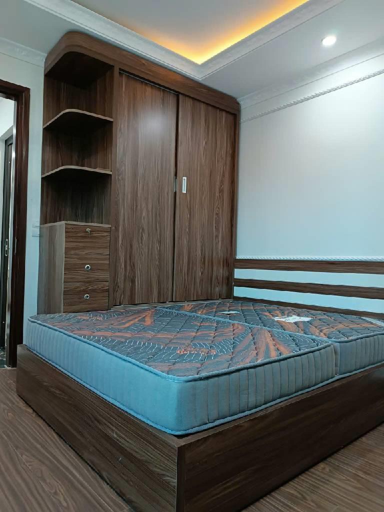 Bán nhà Văn Tiến Dũng – Tây Thăng Long 40m2, 5 tầng, ô tô tránh, gần công viên