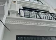 NHÀ ĐẸP 4 TẦNG Ô TÔ VÀO NHÀ CỰ KHỐI 35m2 mặt tiền 5m, 4.6 Tỷ Long Biên Hà Nội.