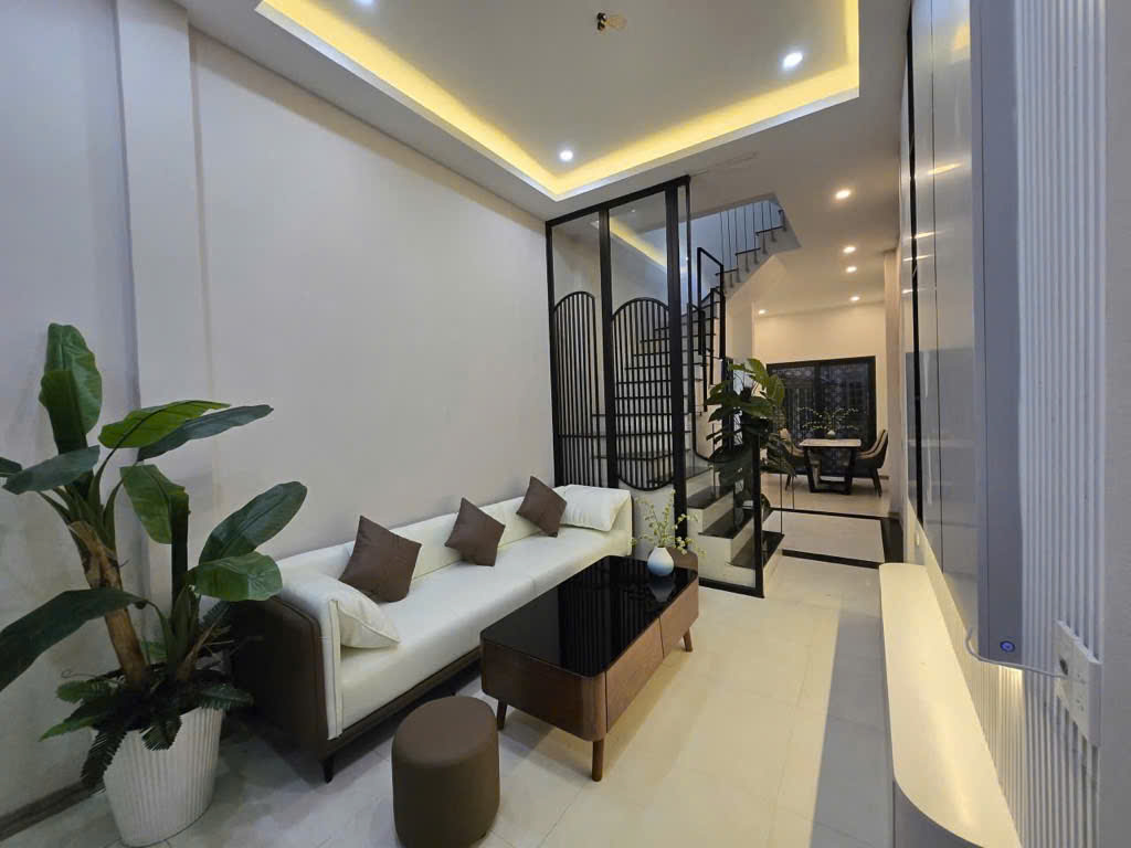 Bán Nhà Tứ Hiệp Nằm Ngay Gần Quốc Lộ 1A Nhà Mới Đẹp Lung Linh – 40m2 – 7 Tỷ Có TL