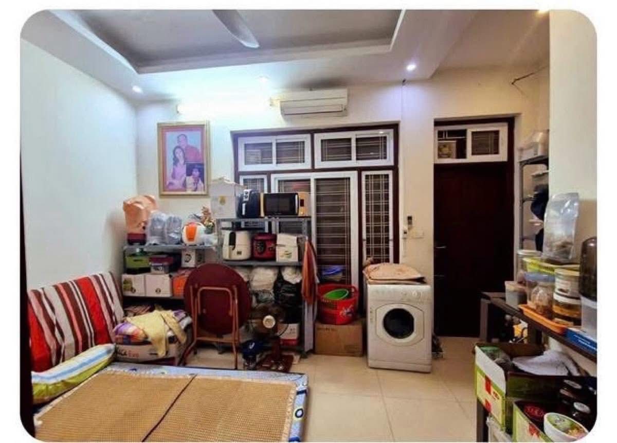 Bán nhà phố Hàng Mành, 60m2, 3 tầng, mặt tiền 4m, nhỉnh 43 tỷ, kinh doanh đỉnh