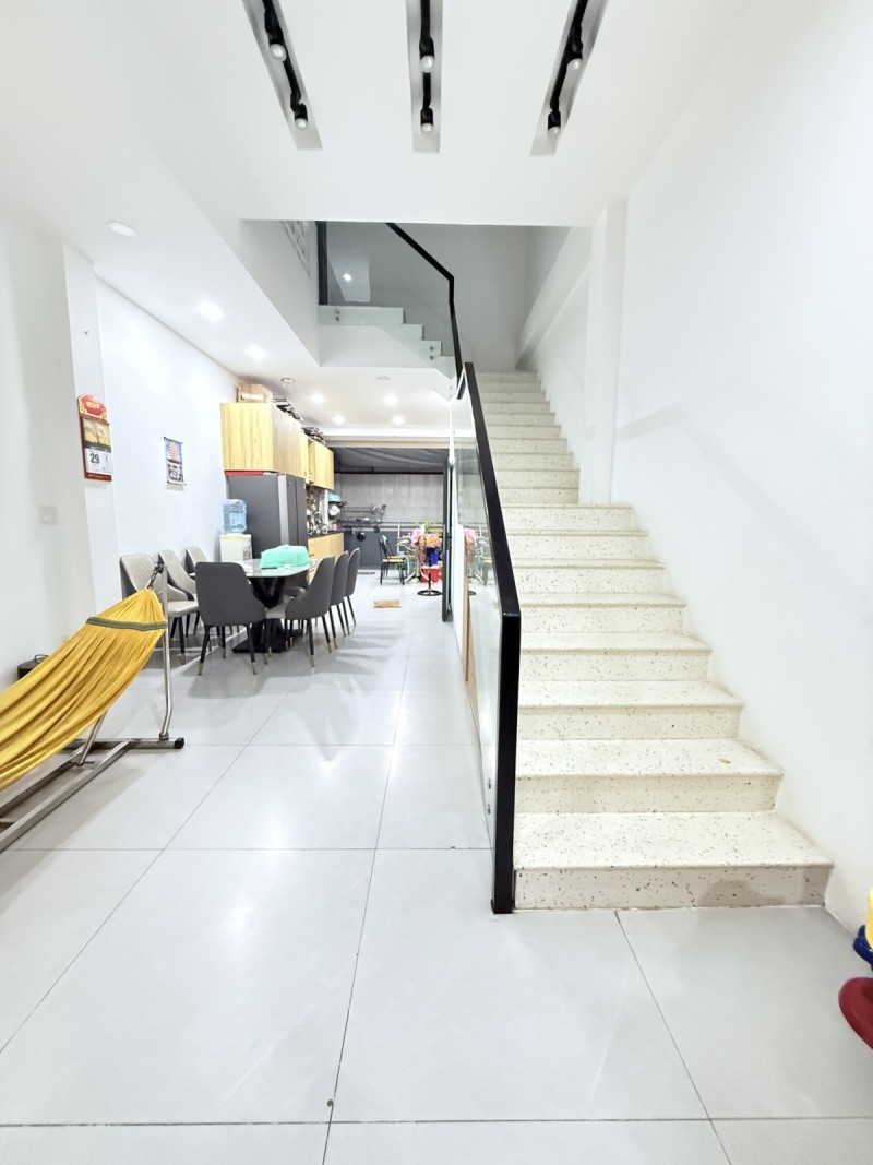 Nhà Mới Tân Phú 3Tầng Hoàn Công Đầy Đủ–77m²–Chỉ 5,9Tỷ–Gần Aeon Mall