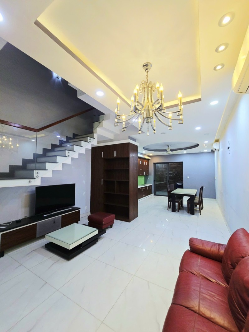 Bán nhà 4 tầng, đường Số 13, Cát Lái, TP HCM. DT 5x21m, 105m2, 4PN, SH, giá 11.4 tỷ –