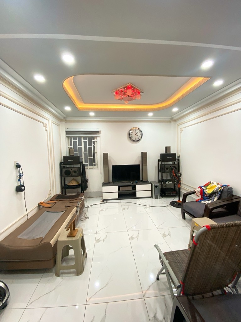Bán nhà 5 tầng Tạ Quang Bửu 4×14, Tặng nội thất chỉ 9 tỷ 25 – LH 0931172218