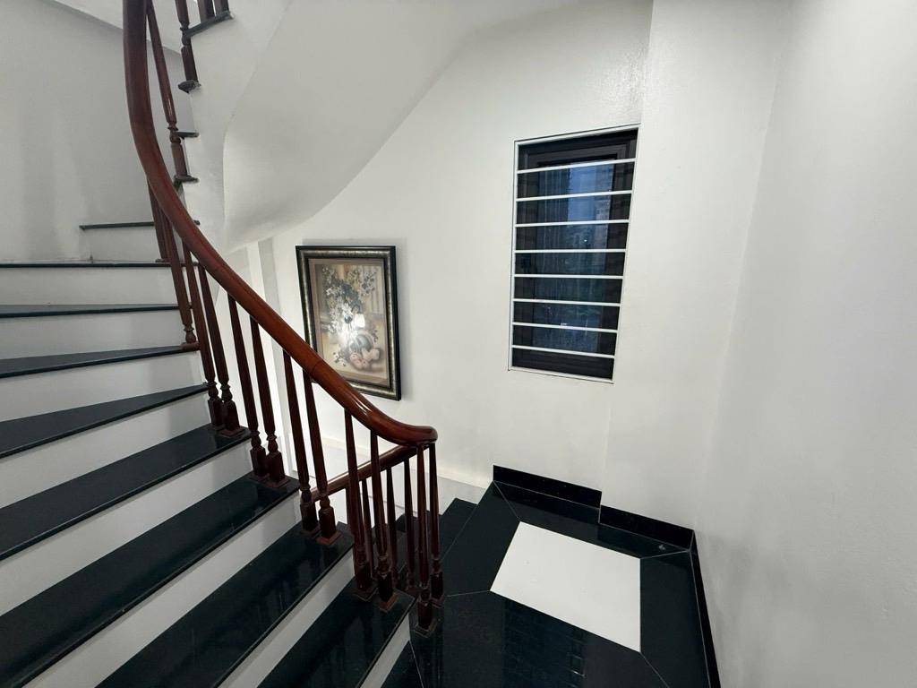 Bán nhà Tây Thăng Long – Yên Nội 38m2, 6 tầng, ô tô tránh, sát công viên mới