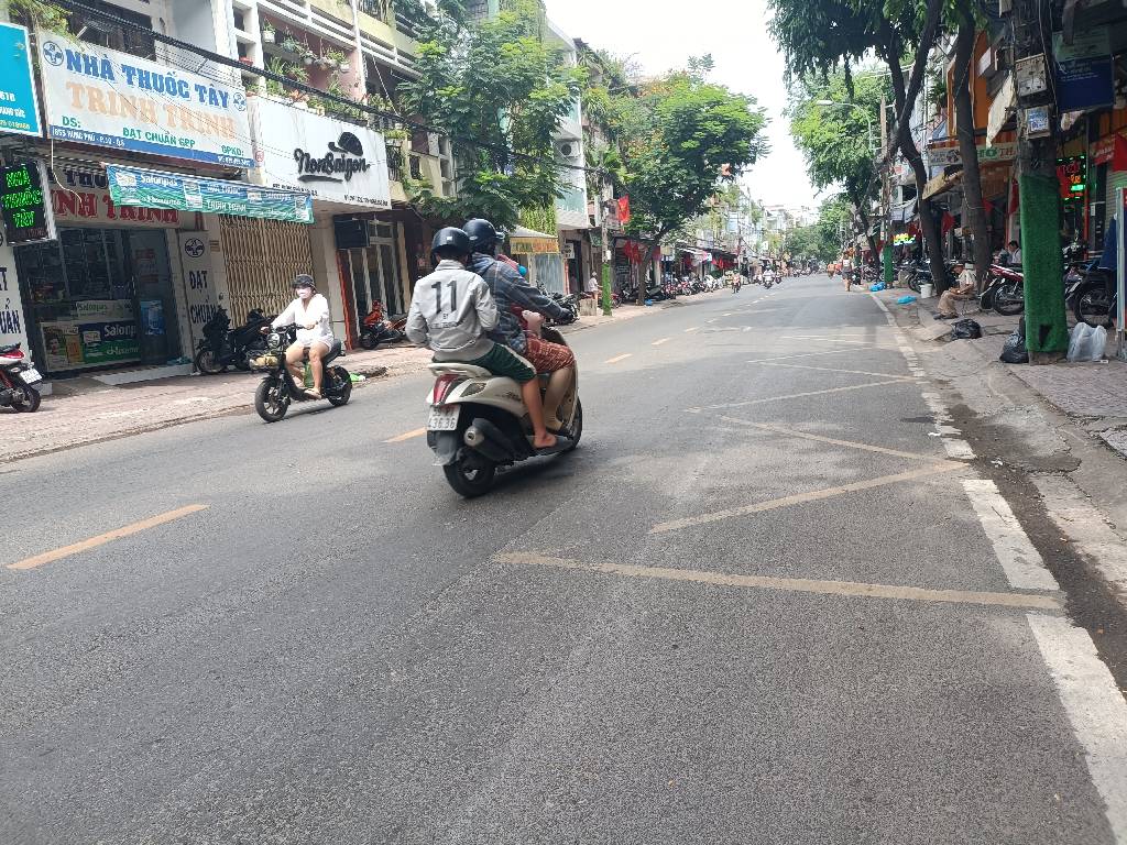 Bán nhà mặt tiền hiếm Hưng Phú ngang 4m gần chợ Xóm Củi chỉ 11 tỷ 5 LH 0931172218
