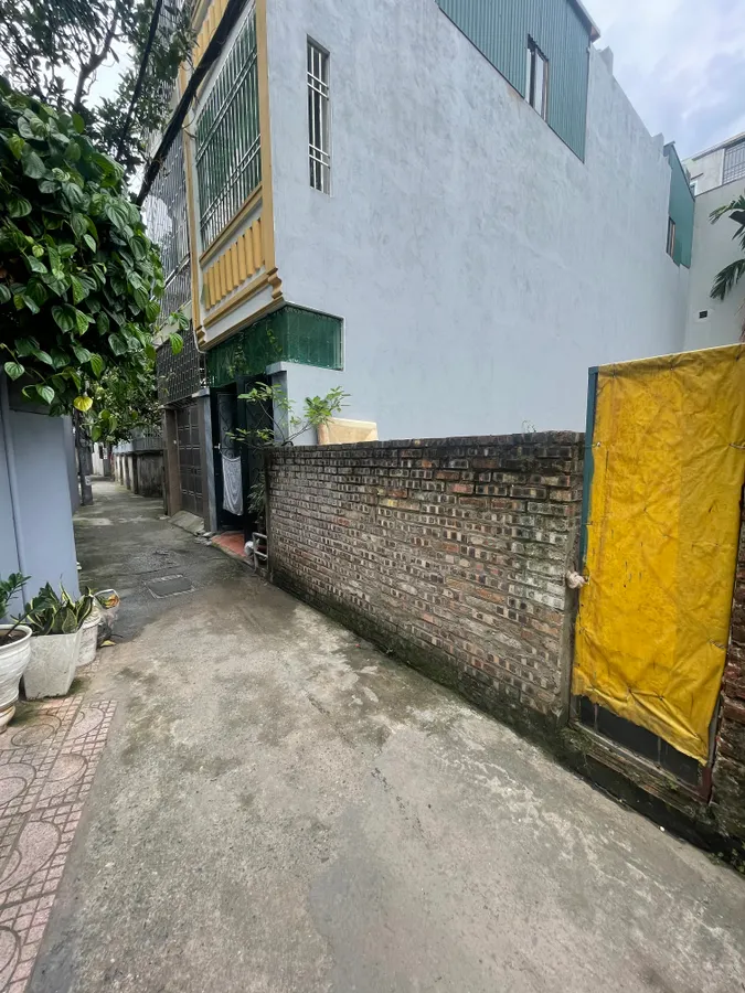 BÁN ĐẤT THỔ CƯ ,Phố Bắc Cầu 60m2 MT 3.68m, 5 tỷ Long Biên Hà Nội.