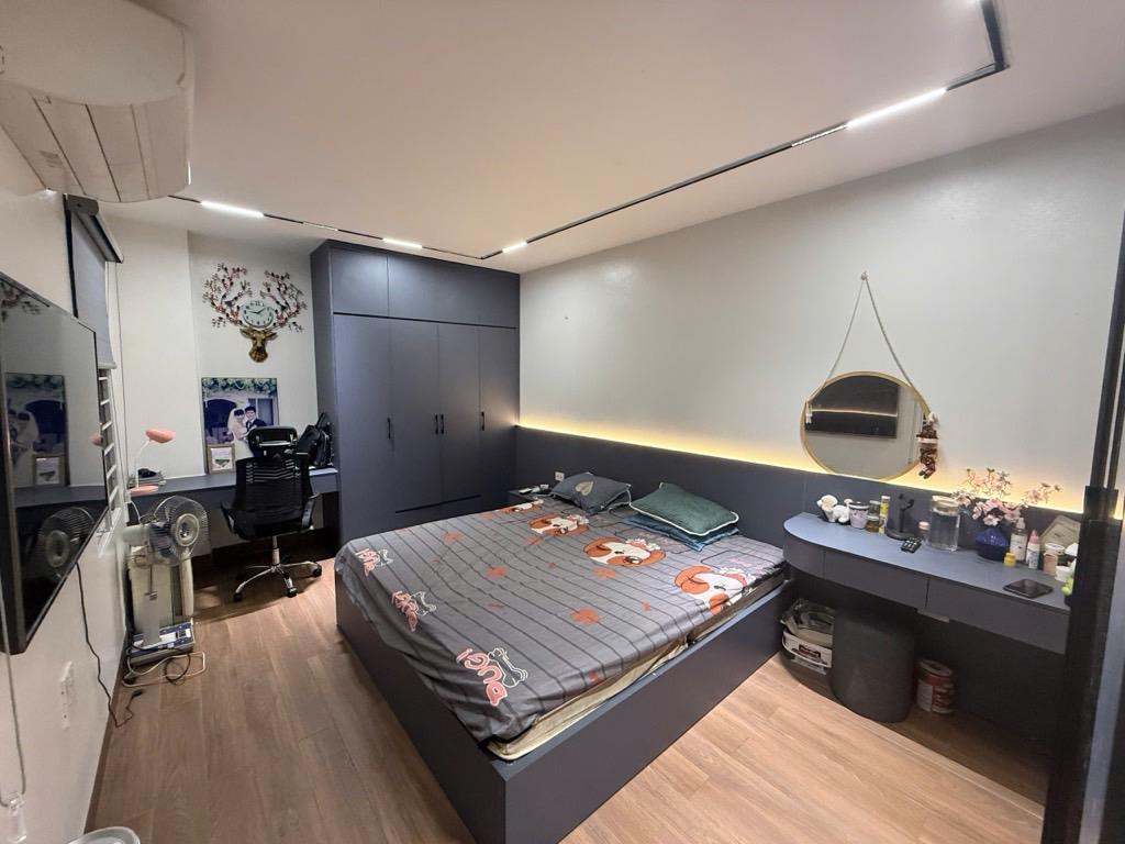 Nhà đẹp Tây Thăng Long 43m2, 6 tầng, ô tô tránh, sát UBND Thượng Cát