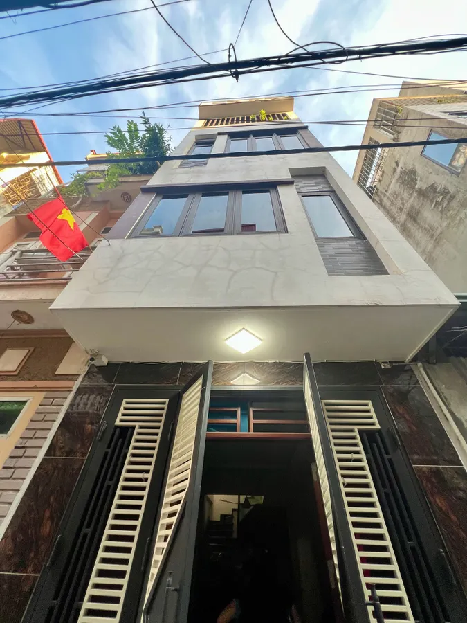 BÁN NHÀ NGÔ QUYỀN- HÀ ĐÔNG 40MX4 TẦNG Ô TÔ TRÁNH – FULL NỘI THẤT ĐẸP 10.86 TỶ.