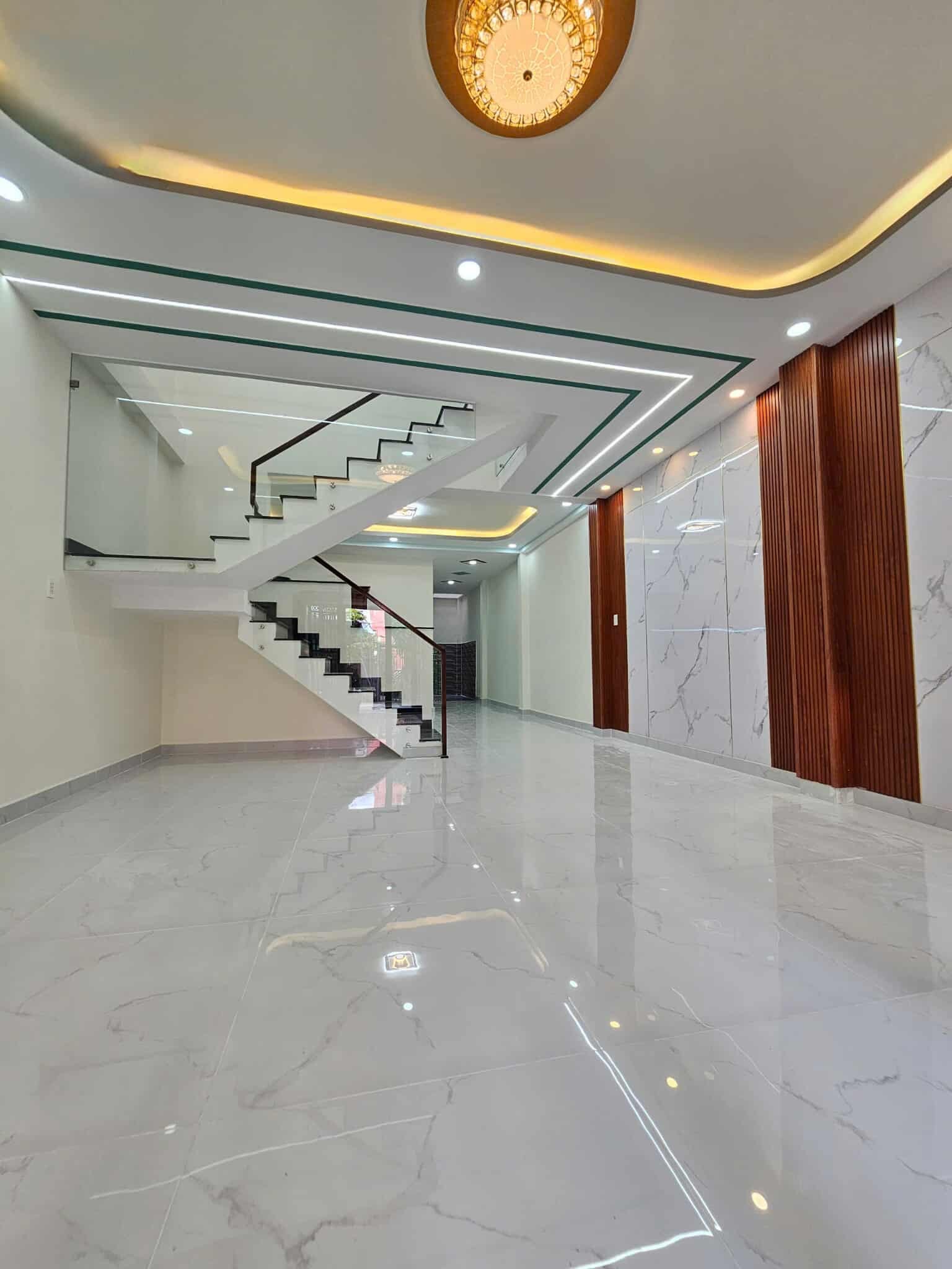 SIÊU PHẨM NHÀ 2 TẦNG BTCT ĐẸP LUNG LINH 88M2 NGANG 5M. MẶT TIỀN ĐƯỜNG XUÂN THỚI 16 GẦN GIÁO XỨ BÙI MÔN