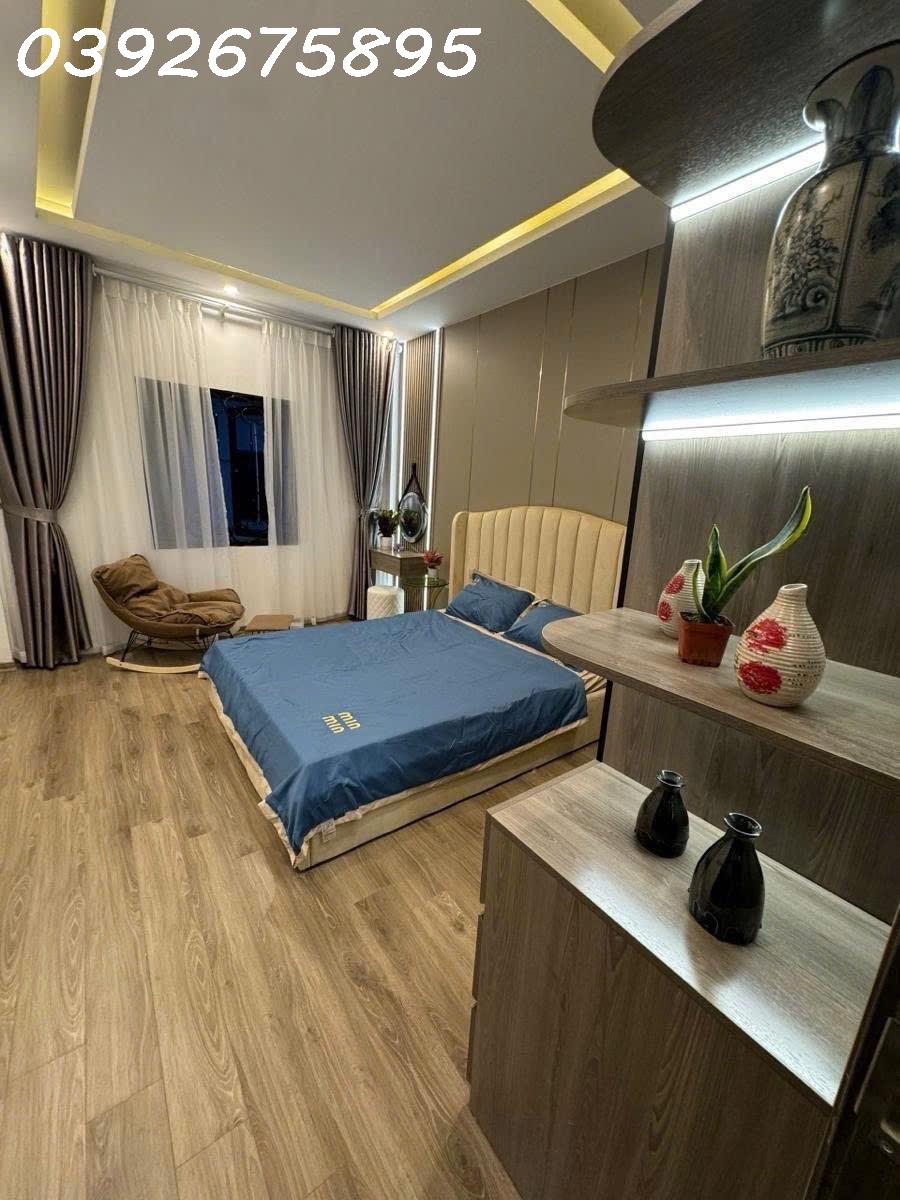 Bán nhà Phố Xốm 50m2, 5 tầng, ô tô tránh, ngõ thông, nhà mới ở ngay