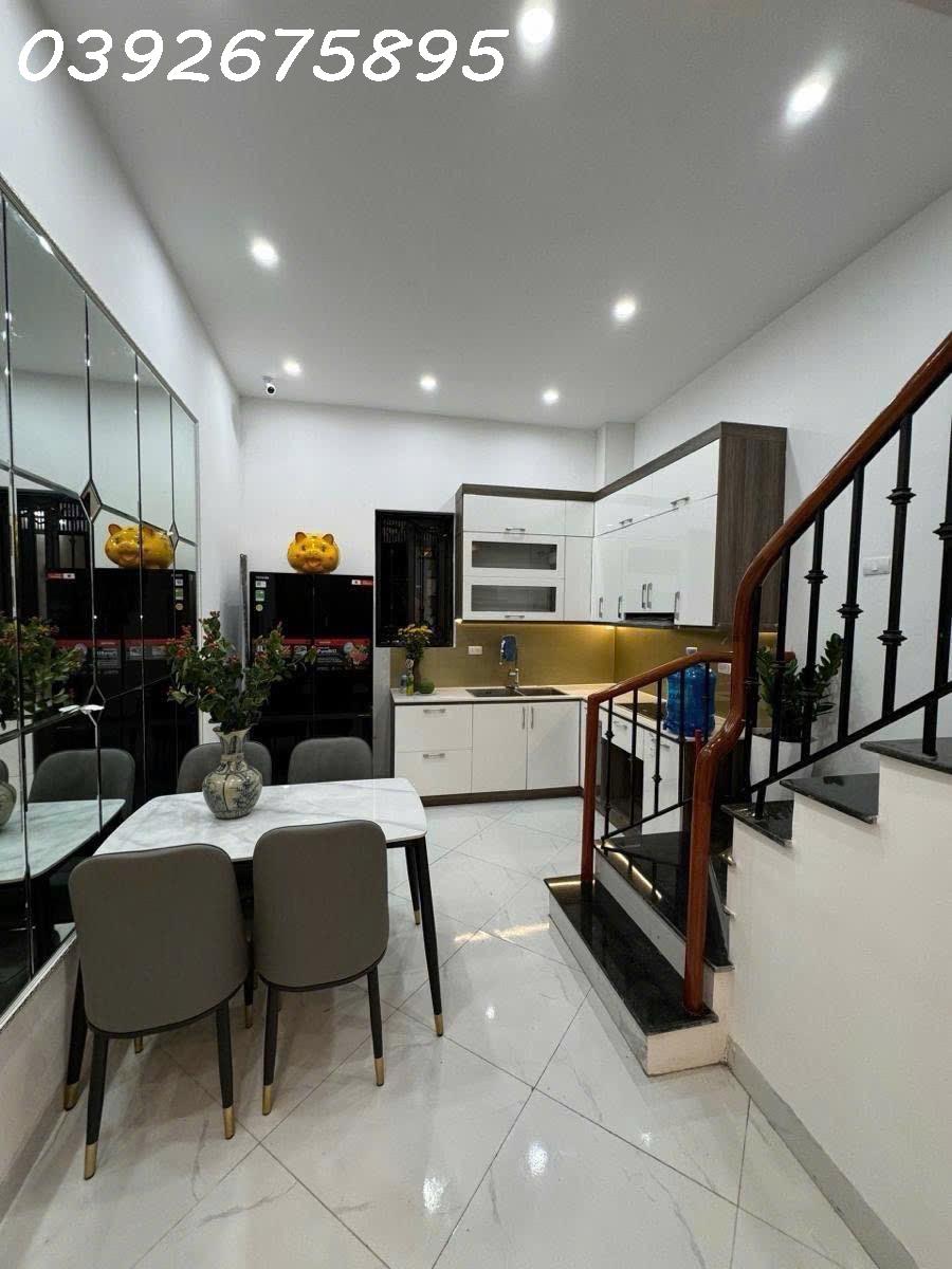 Bán nhà Phố Xốm 50m2, 5 tầng, ô tô tránh, ngõ thông, nhà mới ở ngay