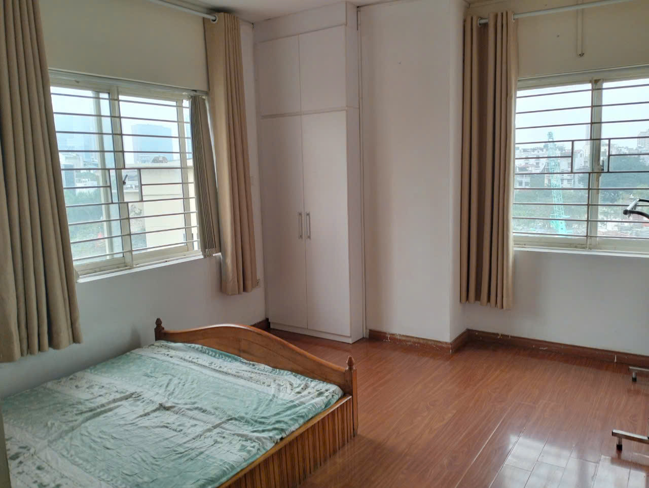 Cho thuê căn hộ 503 nhà e3a, số 7 Vũ Phạm Hàm, Yên Hoà, Cầu Giấy, Hà Nội
