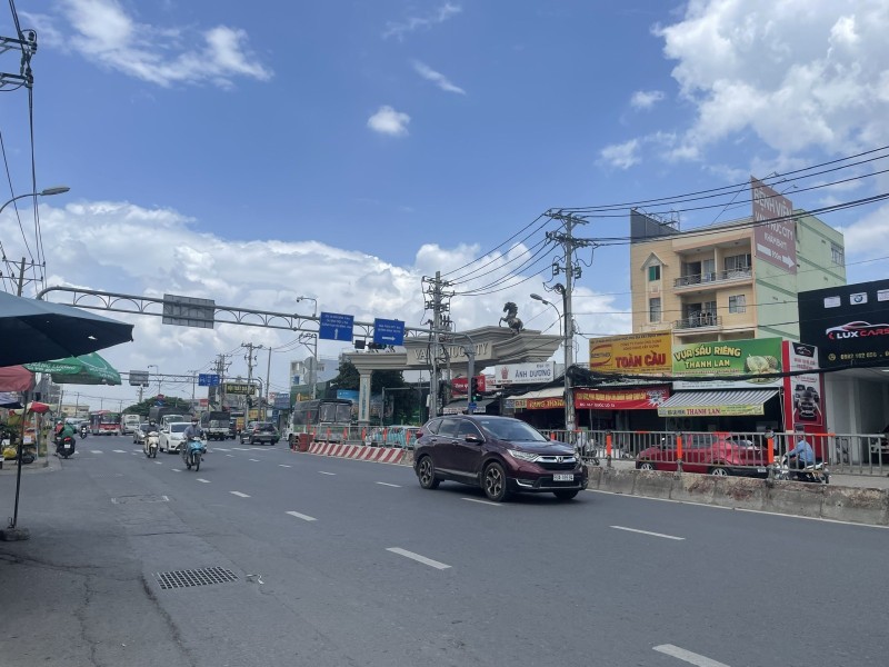 ĐẤT HIỆP BÌNH PHƯỚC – ĐỐI DIỆN VẠN PHÚC CITY – HẺM ÔTÔ 56 M VUÔNG ĐẤT – NHỈNH 4